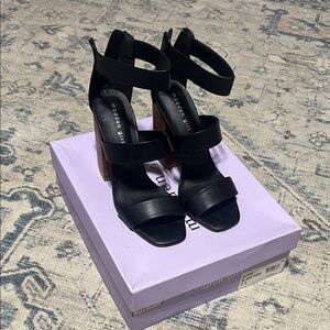 Madden Girl Black Block Heel Sandals